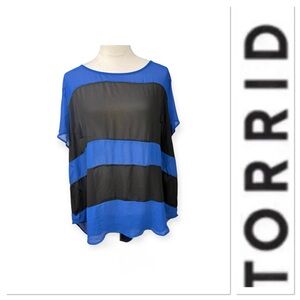 Torrid chiffon royal blue  land black color block open top size 3-3X/22-24
